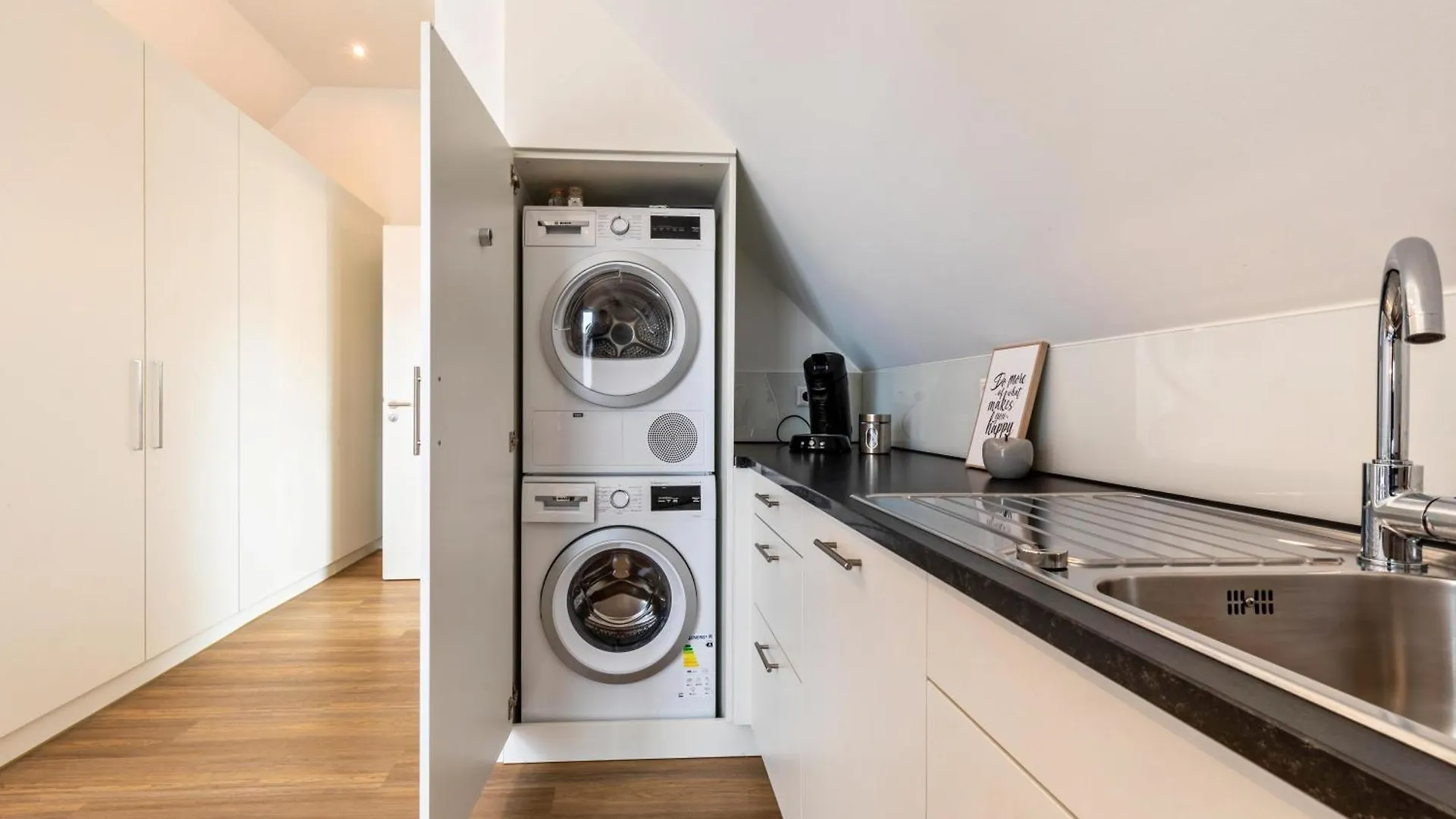 Studio 6 Parkside Apartments Guenzburg Germany