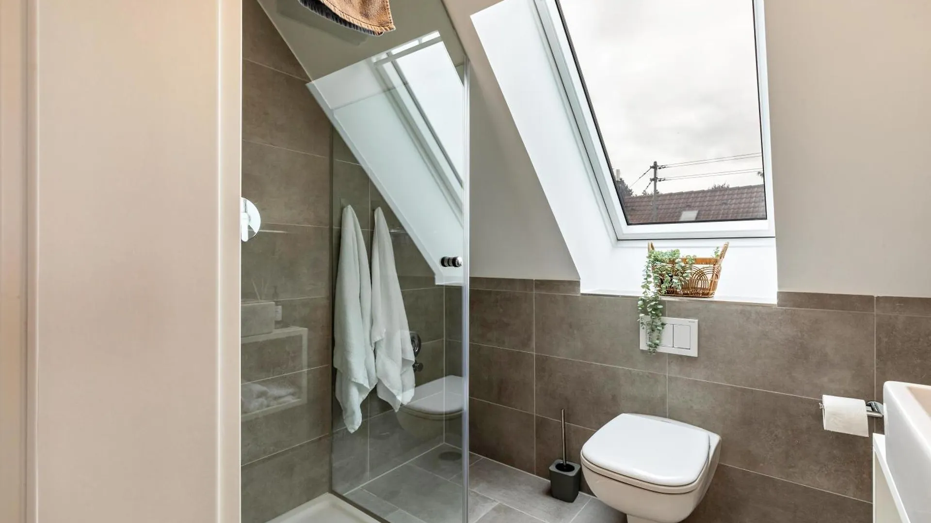 Studio 6 Parkside Apartments Guenzburg Germany