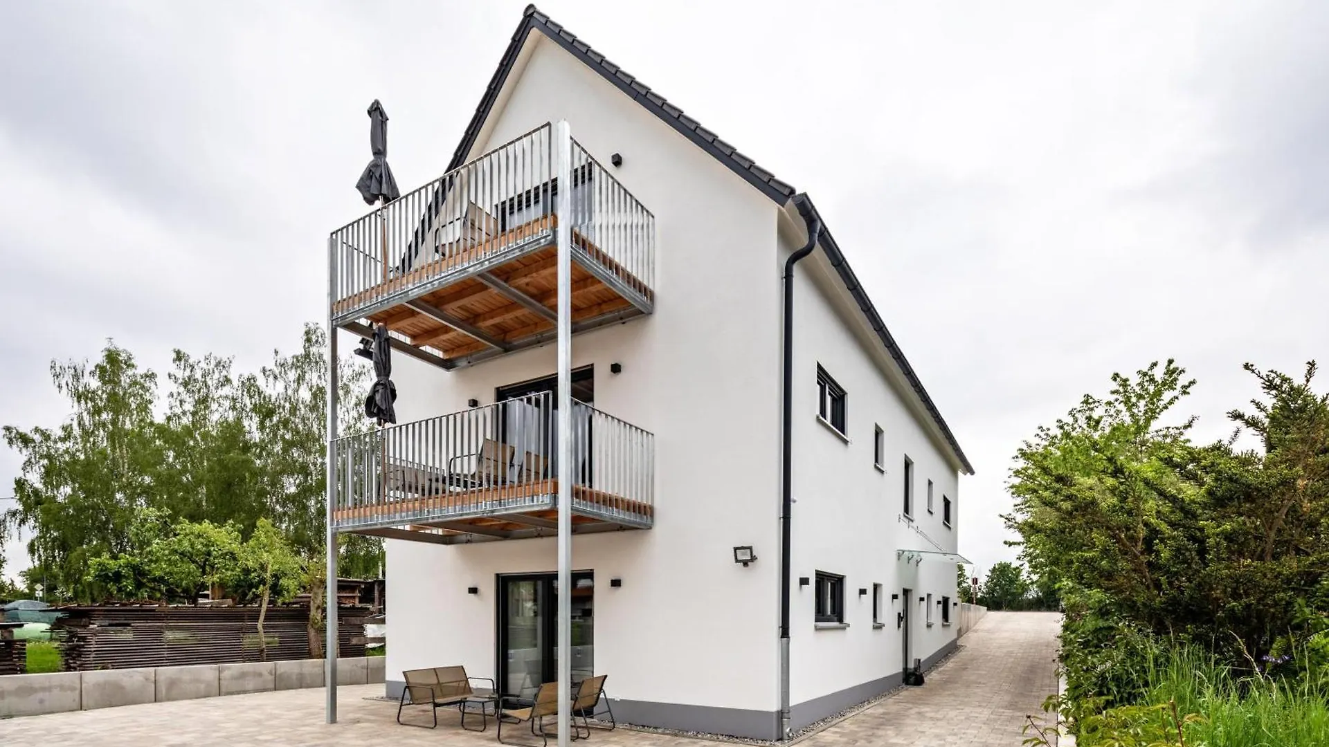 Studio 6 Parkside Apartments Guenzburg
